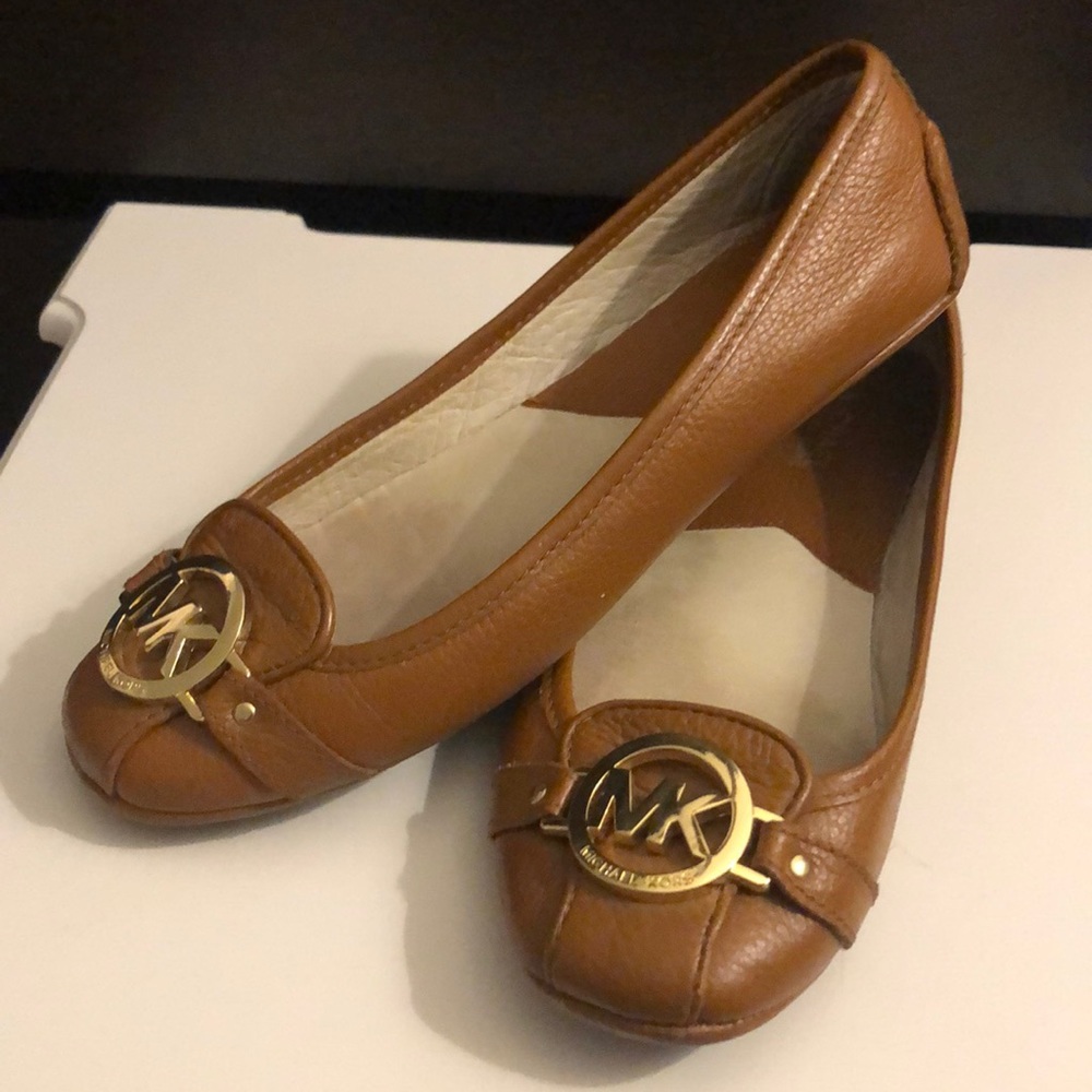 SOLD Michael Kors Fulton Flat
